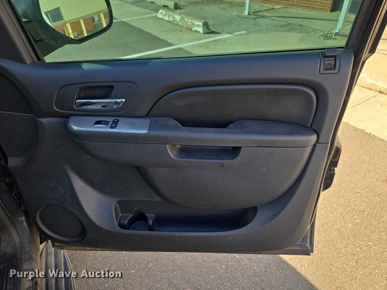 image for item ET1419 2014 Chevrolet Tahoe Police SUV