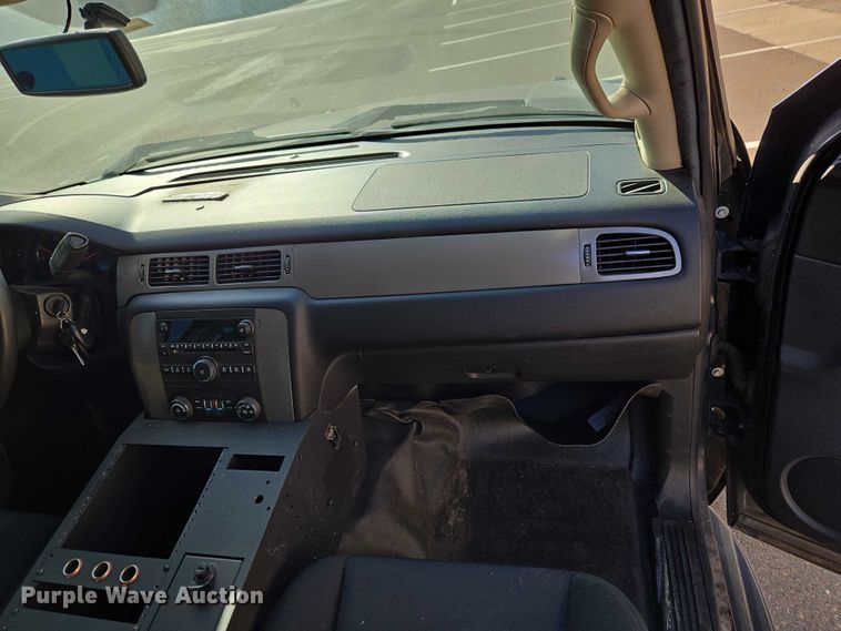 image for item ET1419 2014 Chevrolet Tahoe Police SUV