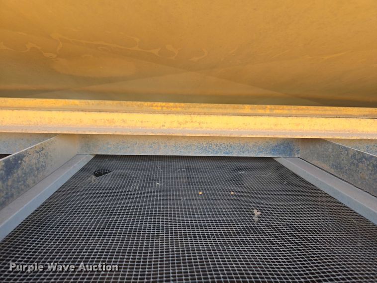 image for item ET1420 Gravely 1050 lawn vacuum