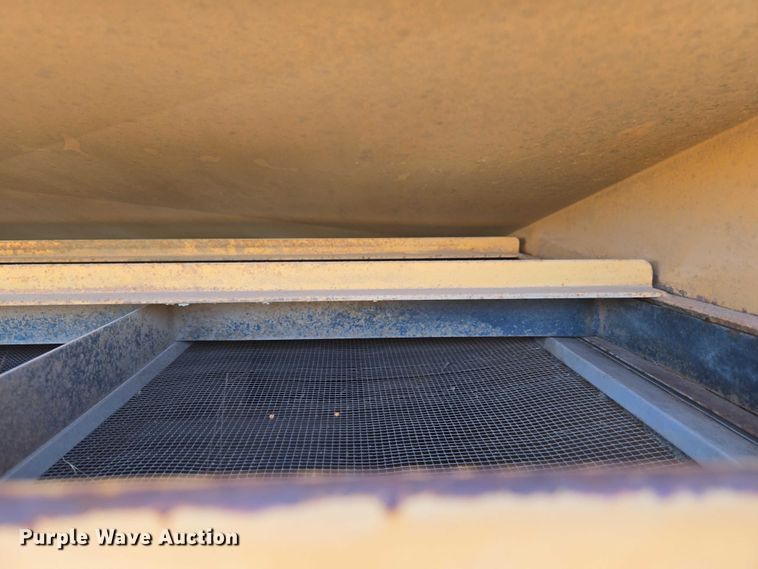 image for item ET1420 Gravely 1050 lawn vacuum