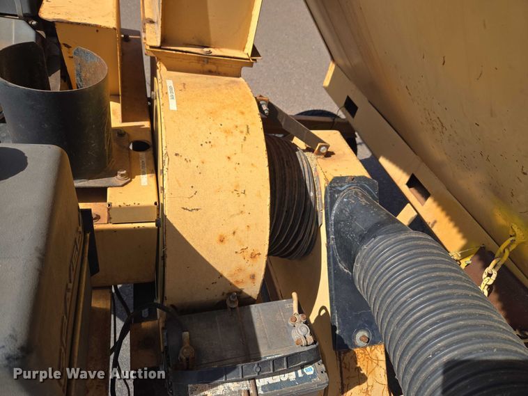 image for item ET1420 Gravely 1050 lawn vacuum