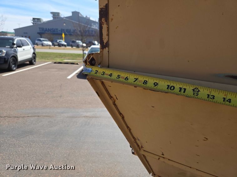 image for item ET1420 Gravely 1050 lawn vacuum