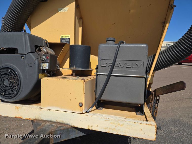 image for item ET1420 Gravely 1050 lawn vacuum