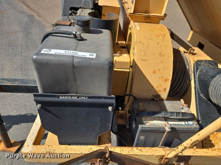 image for item ET1420 Gravely 1050 lawn vacuum