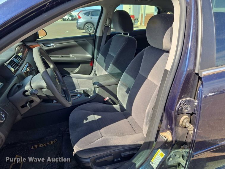 image for item ET1421 2011 Chevrolet Impala 