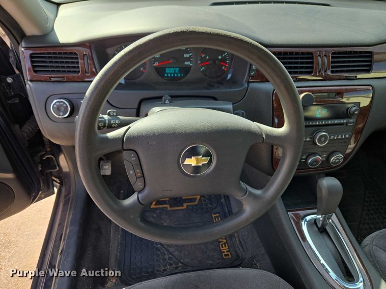 image for item ET1421 2011 Chevrolet Impala 