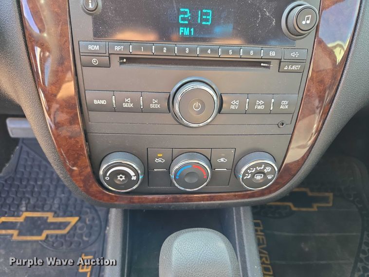 image for item ET1421 2011 Chevrolet Impala 