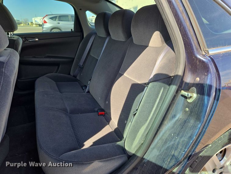 image for item ET1421 2011 Chevrolet Impala 