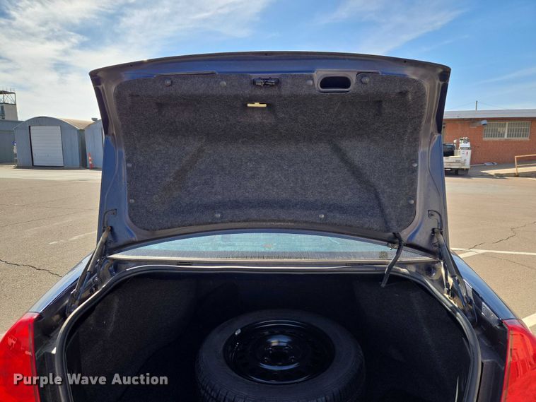 image for item ET1421 2011 Chevrolet Impala 