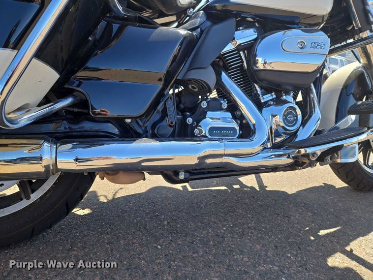 image for item ET1422 2019 Harley-Davidson Police Electra Glide motorcycle