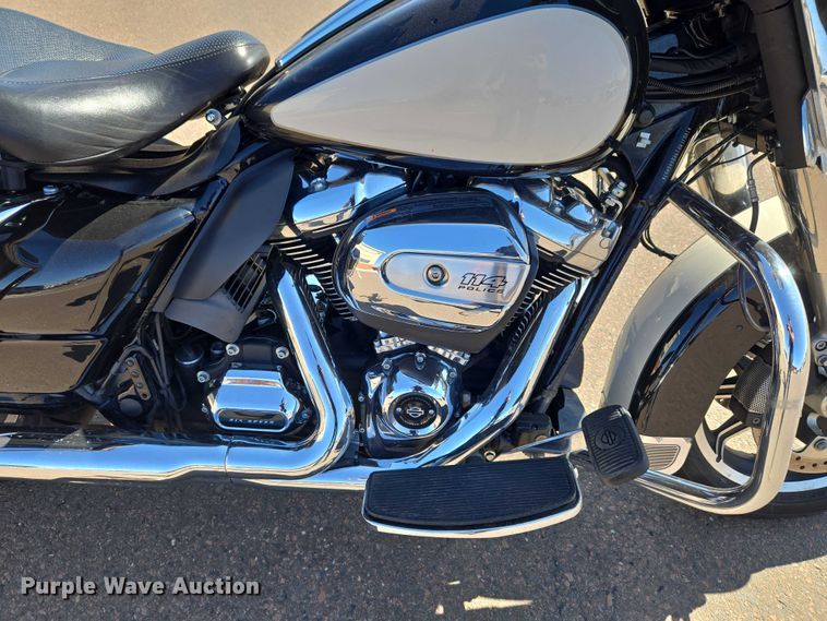 image for item ET1422 2019 Harley-Davidson Police Electra Glide motorcycle