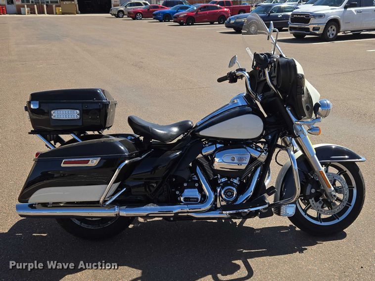 image for item ET1423 2019 Harley-Davidson Police Electra Glide motorcycle