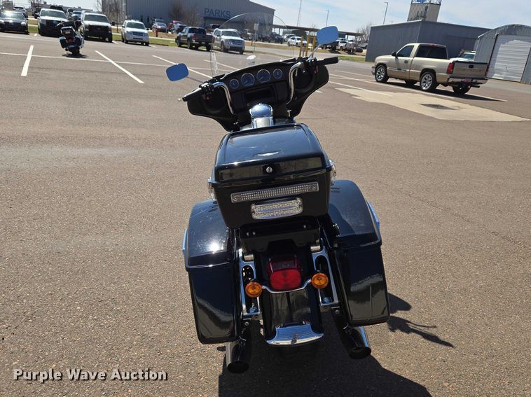 image for item ET1423 2019 Harley-Davidson Police Electra Glide motorcycle