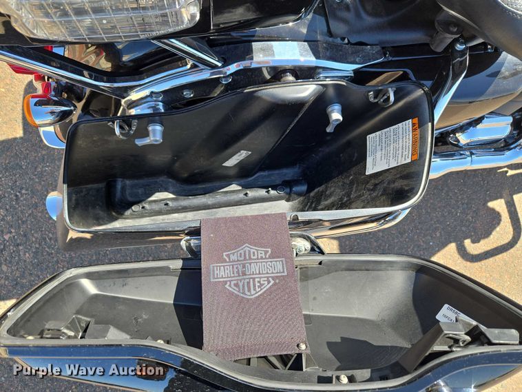 image for item ET1423 2019 Harley-Davidson Police Electra Glide motorcycle