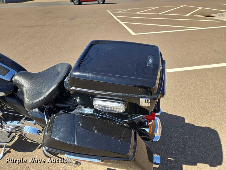 image for item ET1423 2019 Harley-Davidson Police Electra Glide motorcycle