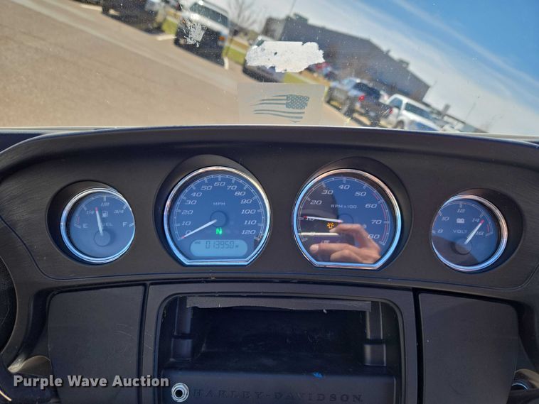 image for item ET1423 2019 Harley-Davidson Police Electra Glide motorcycle