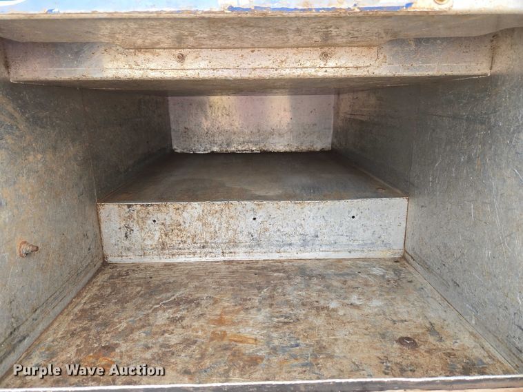 image for item ET1424 2015 Peterbilt 365 sewer jetter truck