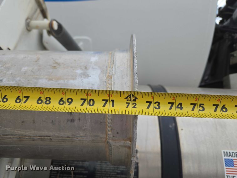 image for item ET1424 2015 Peterbilt 365 sewer jetter truck