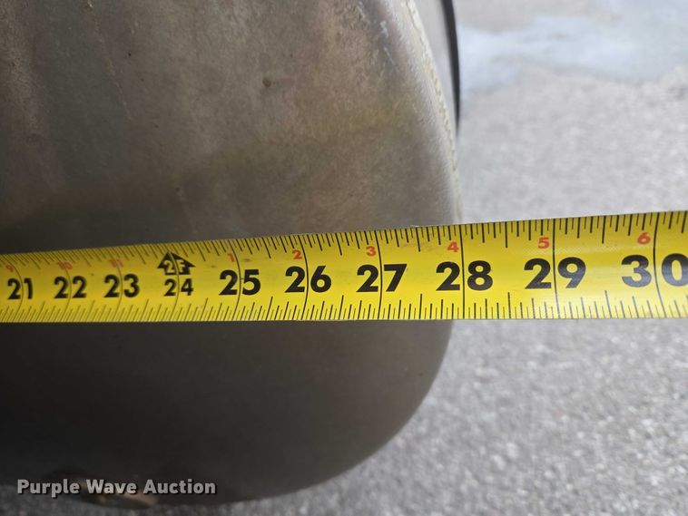 image for item ET1424 2015 Peterbilt 365 sewer jetter truck