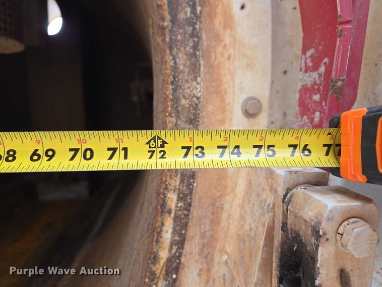 image for item ET1424 2015 Peterbilt 365 sewer jetter truck