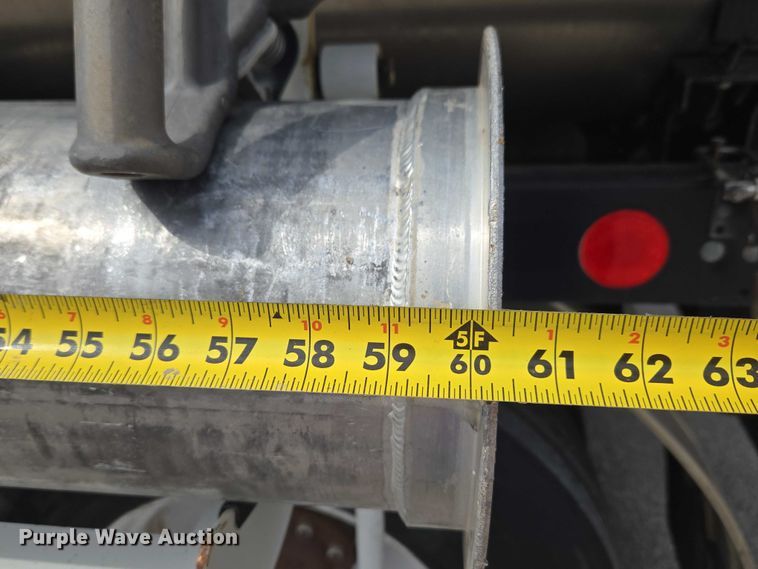 image for item ET1424 2015 Peterbilt 365 sewer jetter truck