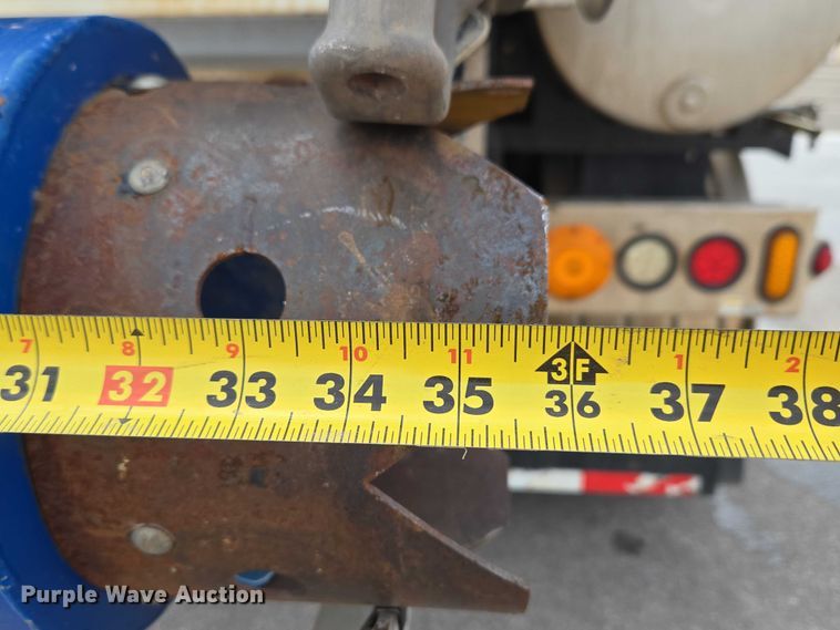 image for item ET1424 2015 Peterbilt 365 sewer jetter truck