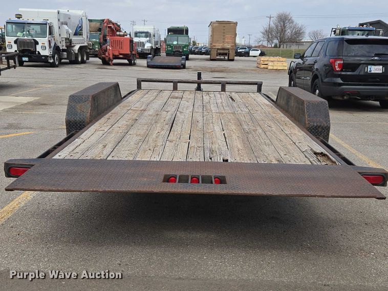 image for item ET1425 2012 Maxey Welding tilt deck equipment trailer