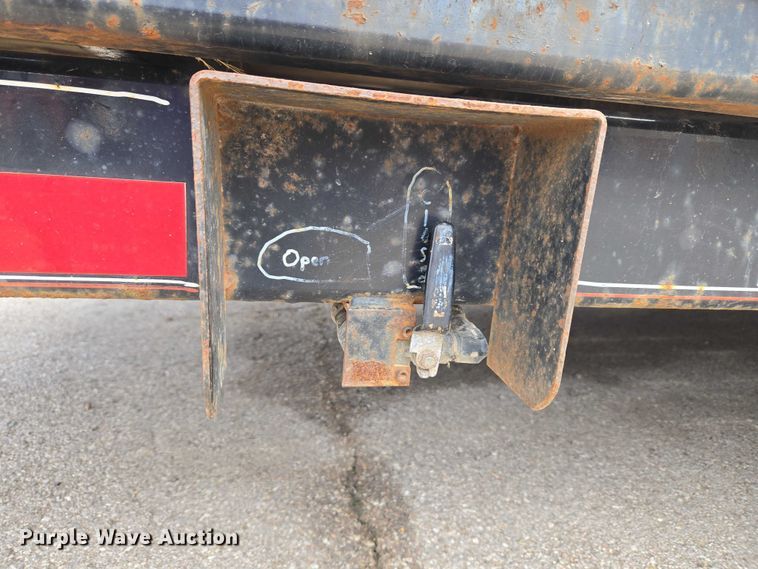 image for item ET1425 2012 Maxey Welding tilt deck equipment trailer