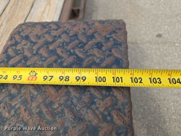 image for item ET1425 2012 Maxey Welding tilt deck equipment trailer