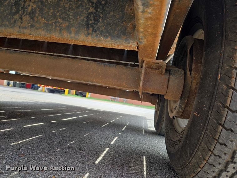 image for item ET1425 2012 Maxey Welding tilt deck equipment trailer