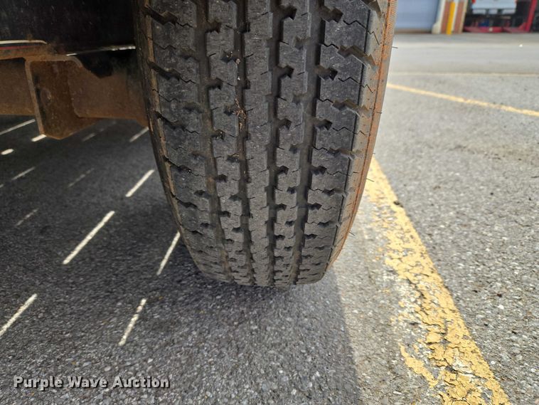 image for item ET1425 2012 Maxey Welding tilt deck equipment trailer