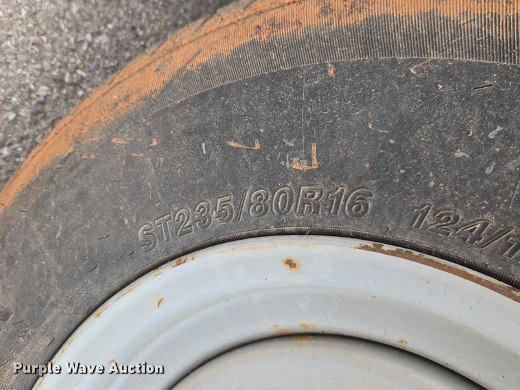 image for item ET1425 2012 Maxey Welding tilt deck equipment trailer