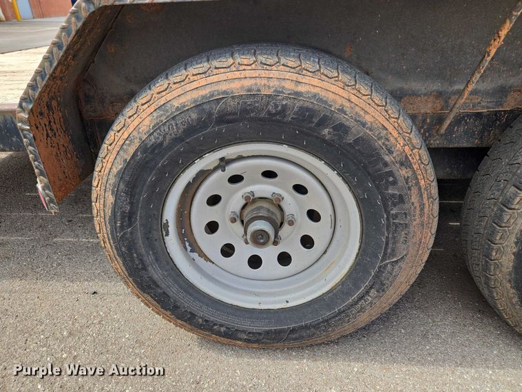 image for item ET1425 2012 Maxey Welding tilt deck equipment trailer