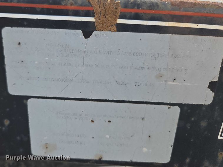 image for item ET1425 2012 Maxey Welding tilt deck equipment trailer