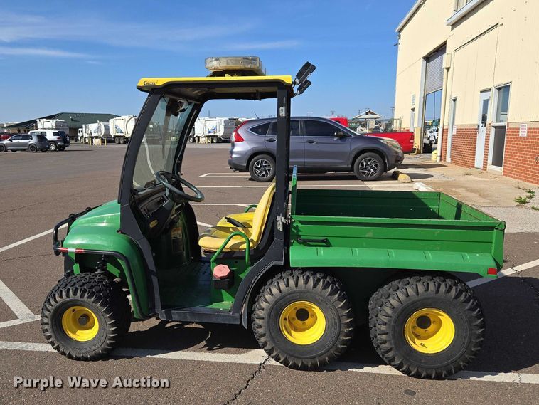 image for item ET1427 2003 John Deere Gator utility vehicle