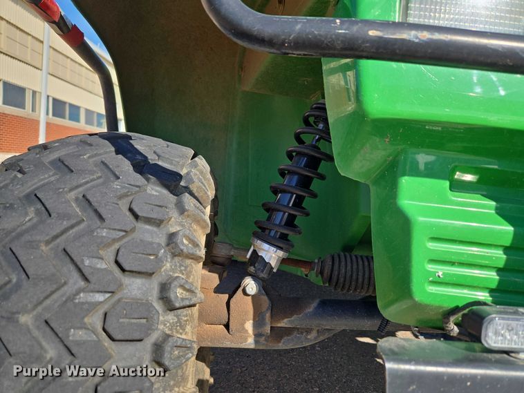 image for item ET1427 2003 John Deere Gator utility vehicle