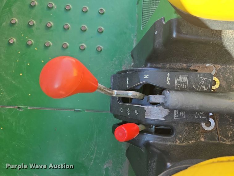 image for item ET1427 2003 John Deere Gator utility vehicle