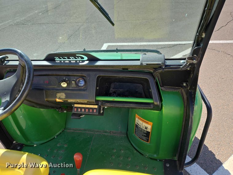 image for item ET1427 2003 John Deere Gator utility vehicle