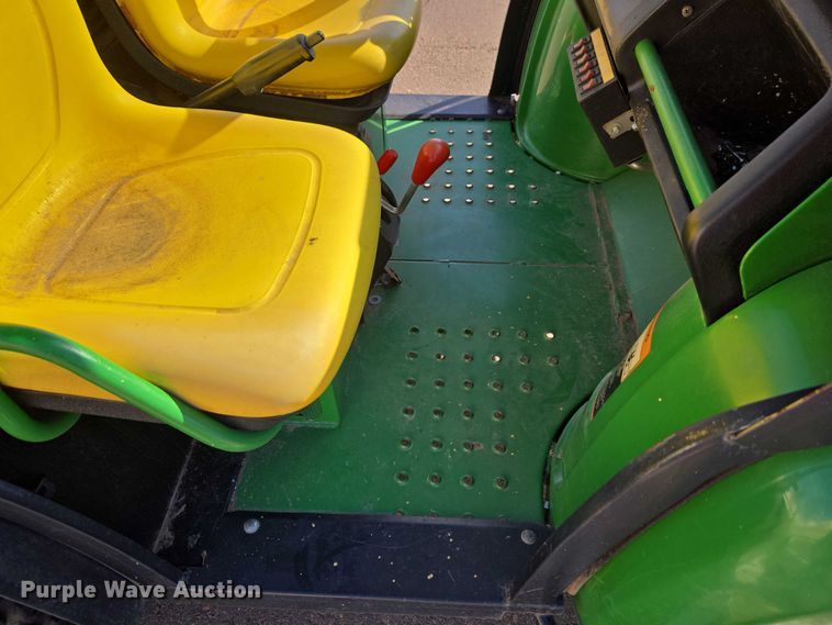 image for item ET1427 2003 John Deere Gator utility vehicle