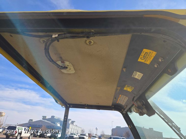 image for item ET1427 2003 John Deere Gator utility vehicle