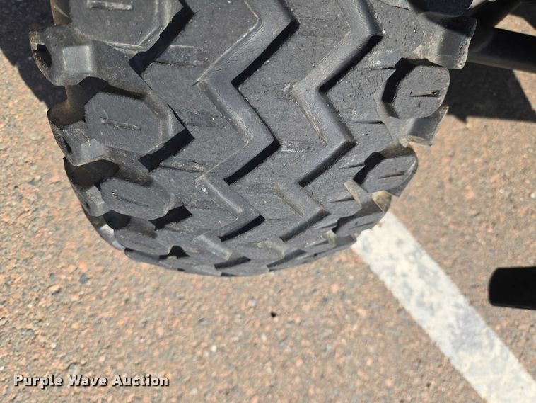 image for item ET1427 2003 John Deere Gator utility vehicle