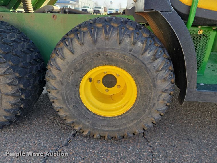 image for item ET1427 2003 John Deere Gator utility vehicle