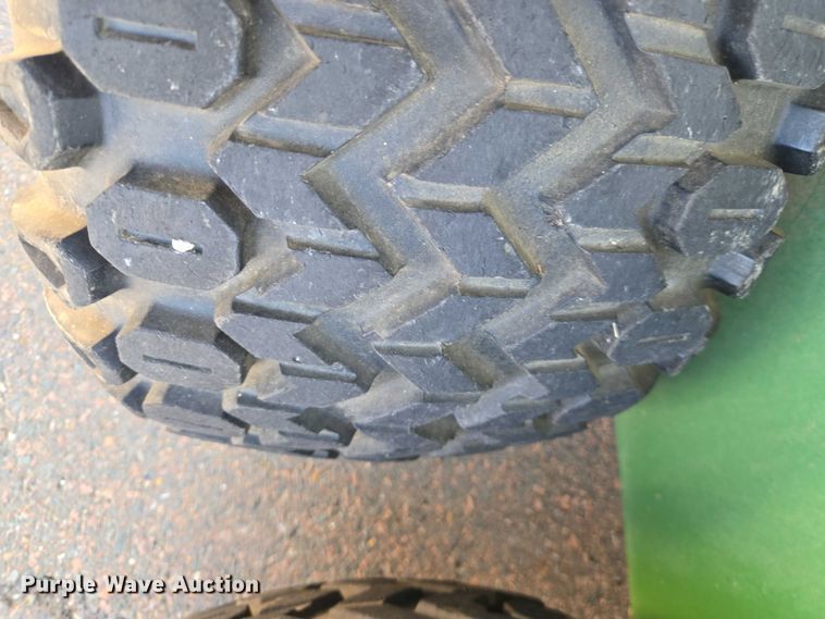 image for item ET1427 2003 John Deere Gator utility vehicle