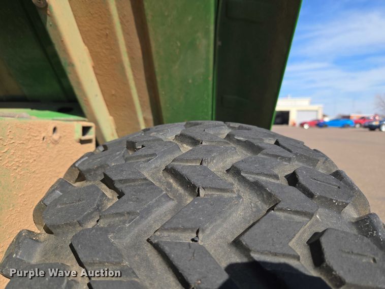 image for item ET1427 2003 John Deere Gator utility vehicle