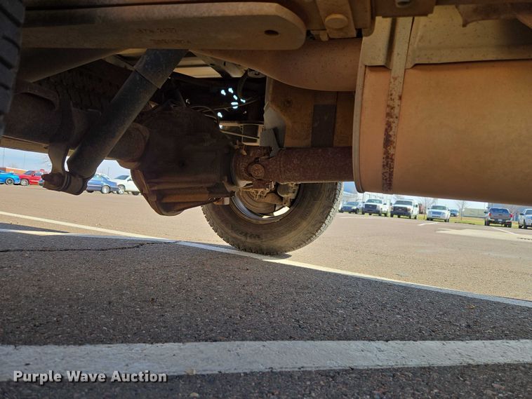 image for item ET1429 2008 Chevrolet Silverado 2500HD pickup truck