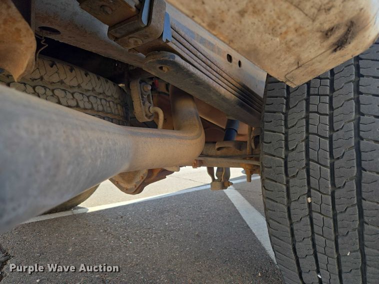 image for item ET1429 2008 Chevrolet Silverado 2500HD pickup truck