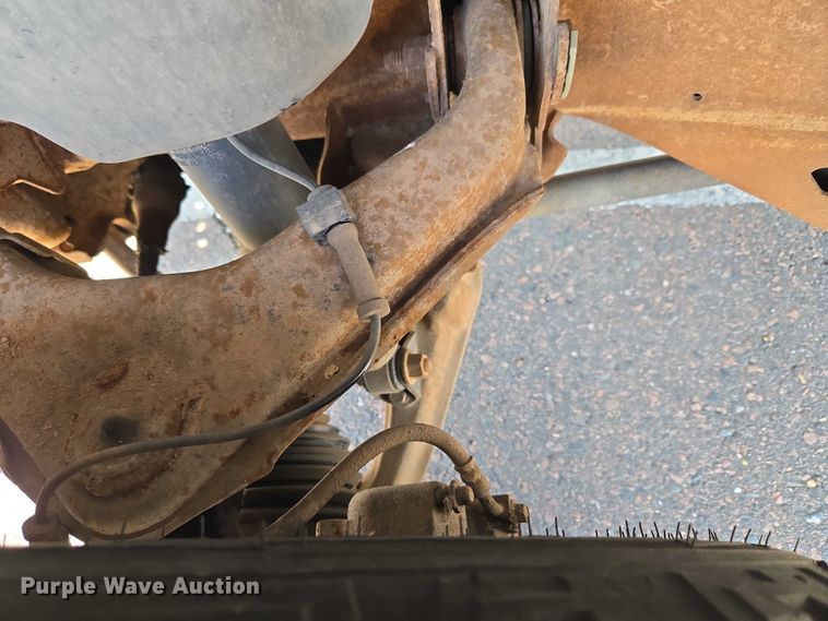 image for item ET1429 2008 Chevrolet Silverado 2500HD pickup truck