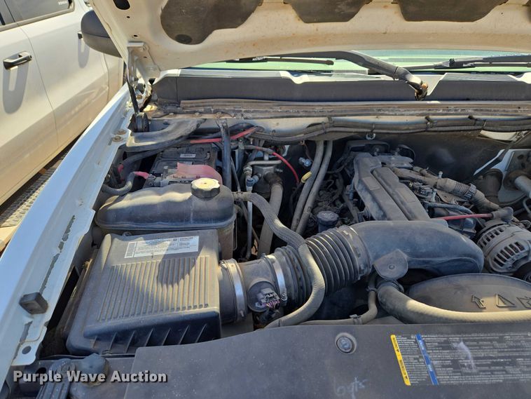 image for item ET1429 2008 Chevrolet Silverado 2500HD pickup truck