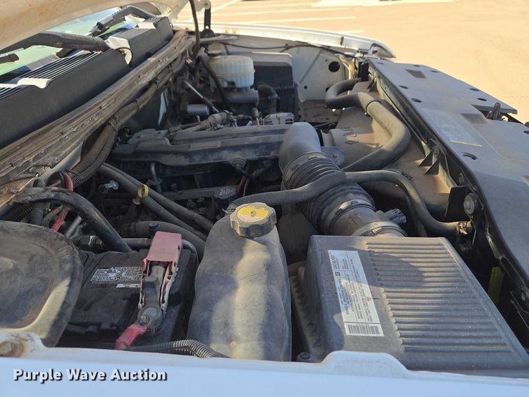 image for item ET1429 2008 Chevrolet Silverado 2500HD pickup truck