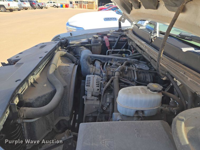 image for item ET1429 2008 Chevrolet Silverado 2500HD pickup truck